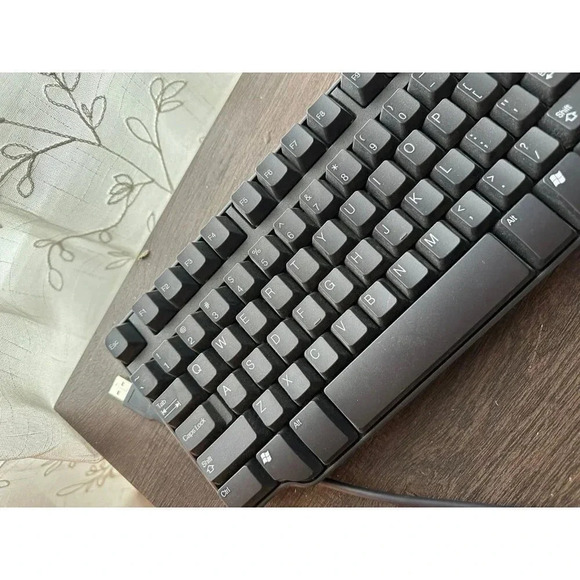 USB plug in Dell RT7D50 Keyboard - Picture 3 of 6